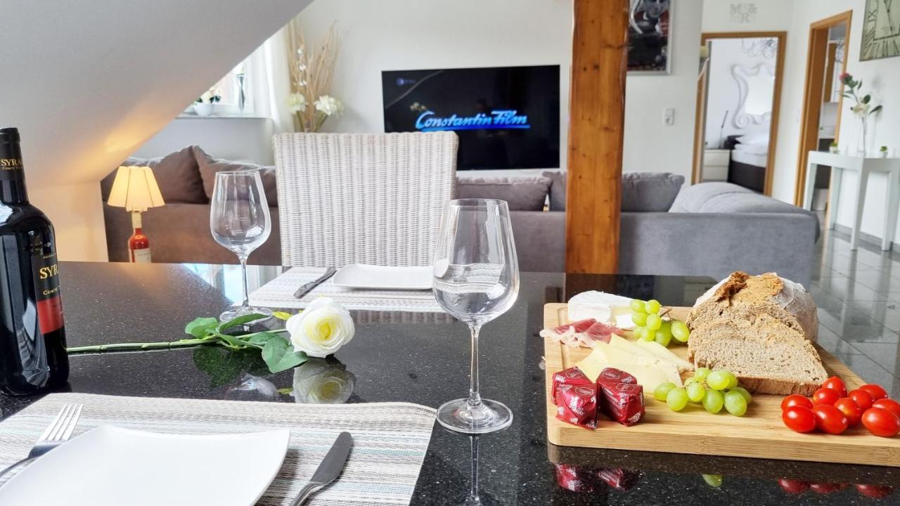 Wohnung Famous, 100Qm, Klima, Loggia, 24H Checkin, Bis 5 Personen Braunschweig Exterior foto