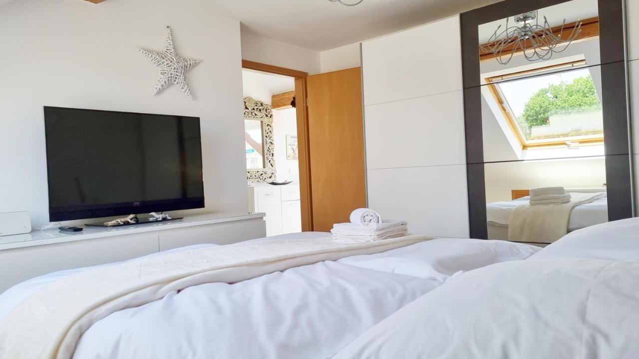 Wohnung Famous, 100Qm, Klima, Loggia, 24H Checkin, Bis 5 Personen Braunschweig Exterior foto